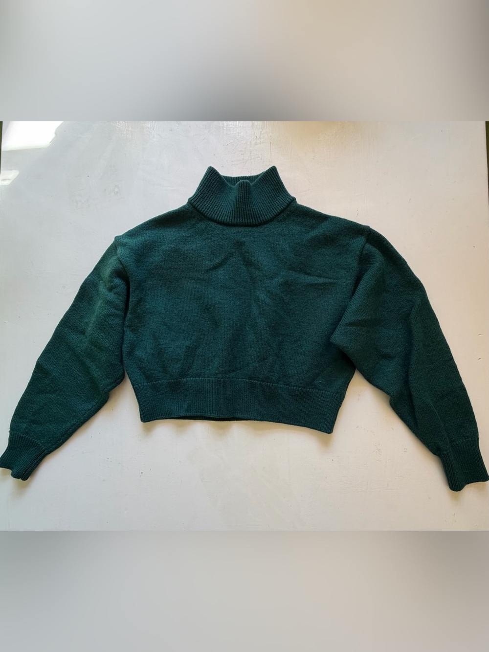 Aritzia Wilfred Free Cropped Green Merino Wool Sweater XS
